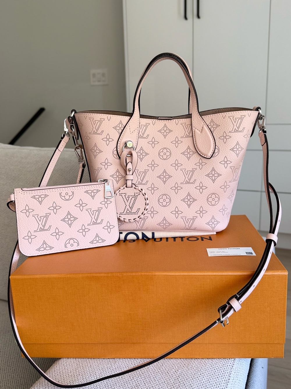 Authentic Louis Vuitton Blossom PM Mahina Pink Jamin